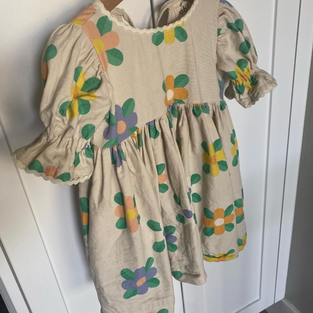 Noble Girl’s Dress